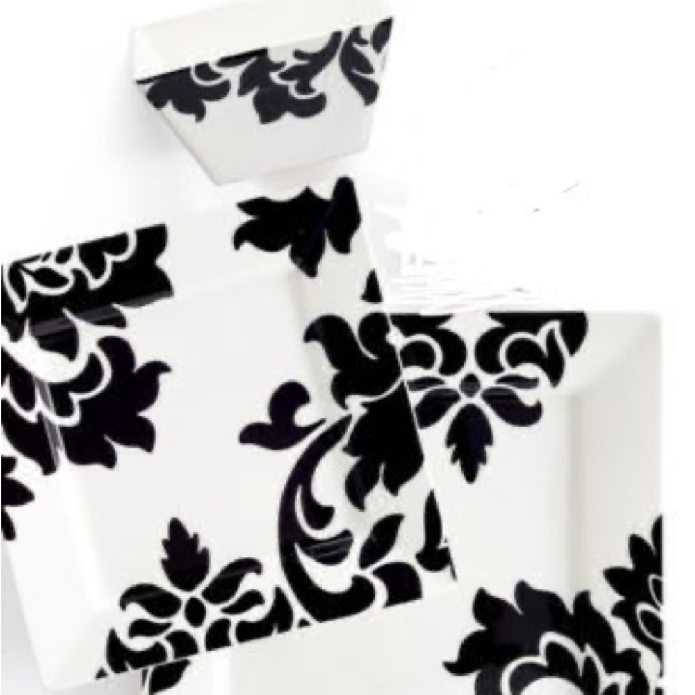 Lisbon dinnerware set